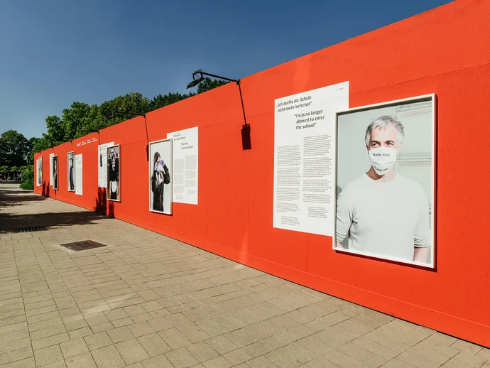 Die Outdoor-Ausstellung am Karlsplatz, Foto: Klaus Pichler