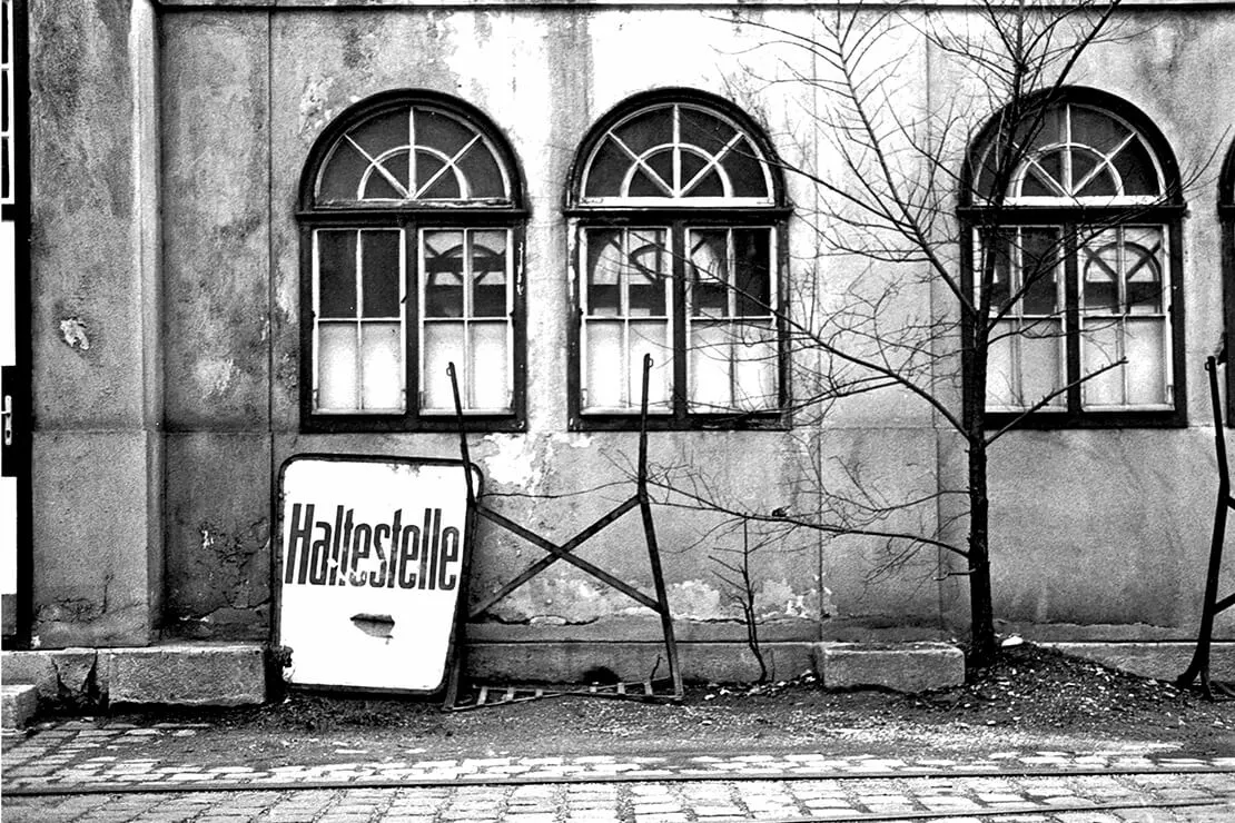 Catja Rauschenbach: Straßenbahnremise, Wien Museum  