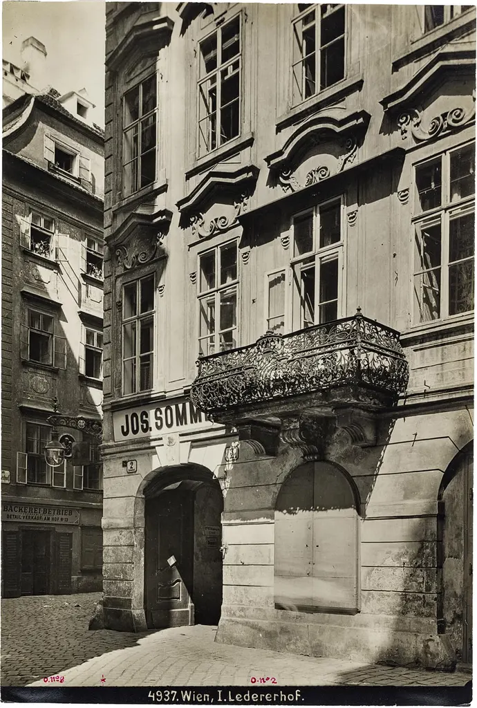 Wien 1., Ledererhof 2, Barockes Bürgerhaus, Fotografie von Bruno Reiffenstein, um 1900, Wien Museum