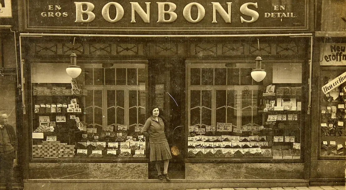 Bonbongeschäft in Wien, um 1930, Archiv Seemann/Imagno/picturedesk.com