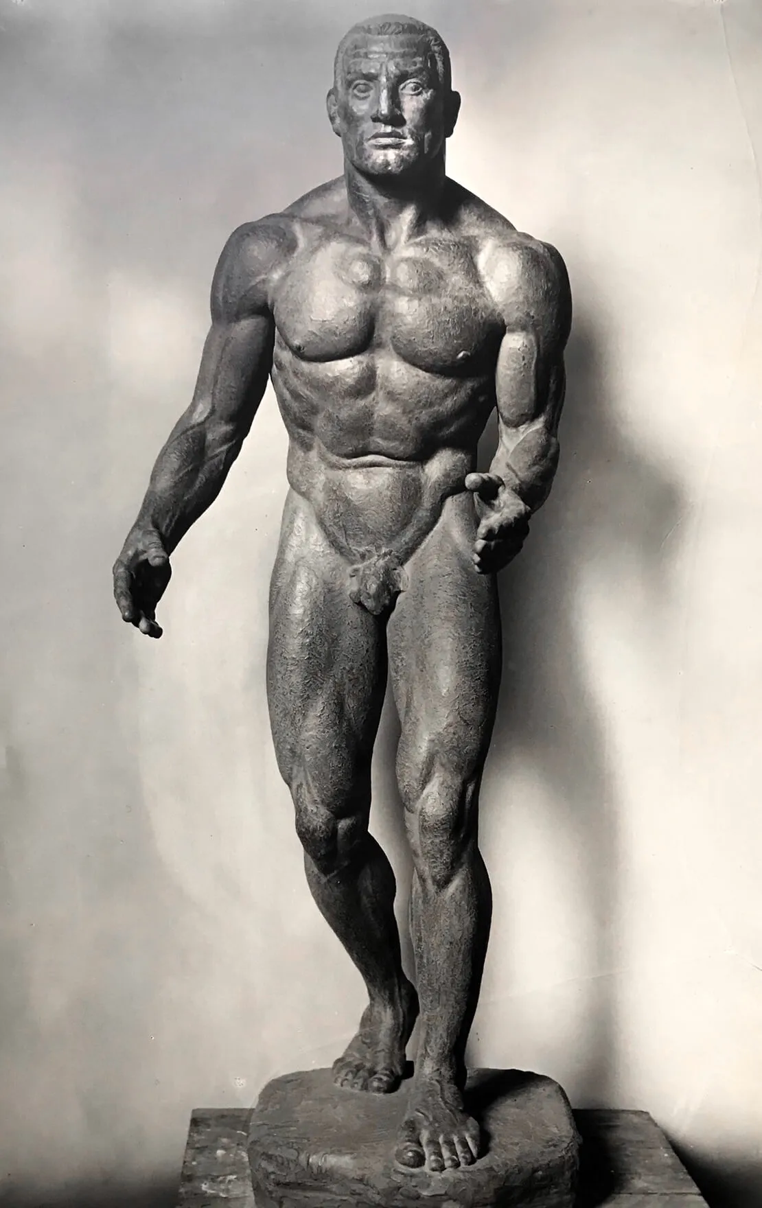 Josef Müllner: Schwerathlet, Modell für den Volksgarten, 1922, Stadtarchiv Baden  