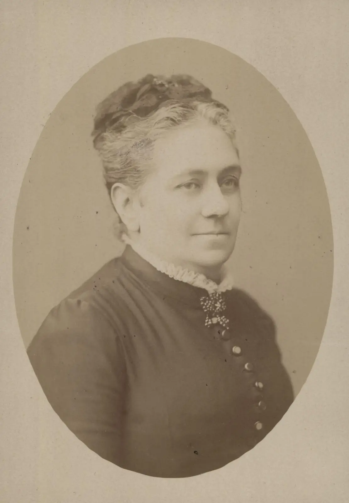 Gertrude Schröckinger von Neudenberg, um 1890, NHM, Archiv für Wissenschaftsgeschichte
