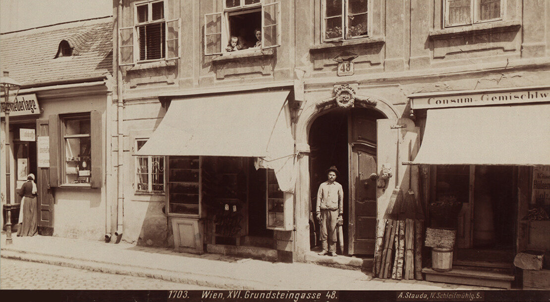 August Stauda: Grundsteingasse 48, Fassadendetail, um 1904, Wien Museum 