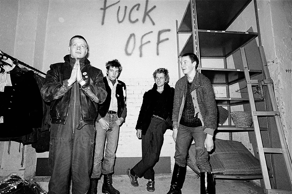 Pöbel, v.l. Tschuri, Lörkas, Sven Immervoll, Viecht, 1981, Foto: Michael Snoj  