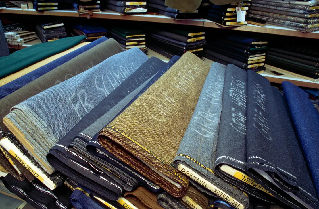 Trude Lukacsek: Innenansicht: Maßschneider Helmut Aigner, 7., Siebensterngasse 54, 1999, Wien Museum, Inv.-Nr. 232007/33  