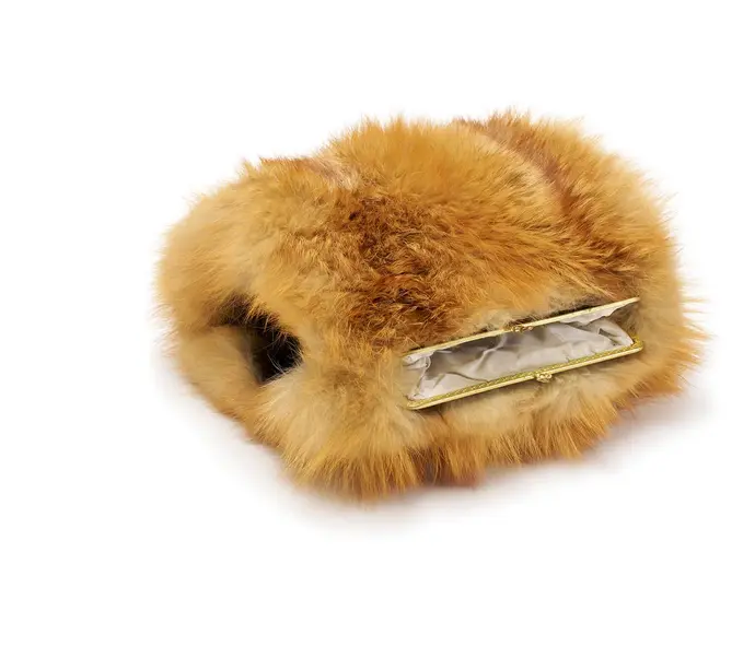 Muff, 1958, Rotfuchs, Metall, Kunstseide, Wien Museum, Inv.-Nr. M 20793/2, Foto: TimTom