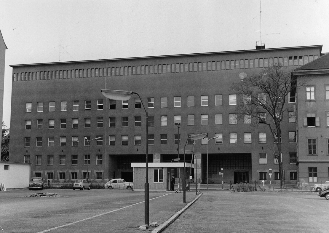 Das Funkhaus in der Argentinierstraße, um 1955, Foto: Votava / brandstaetter images / picturedesk.com