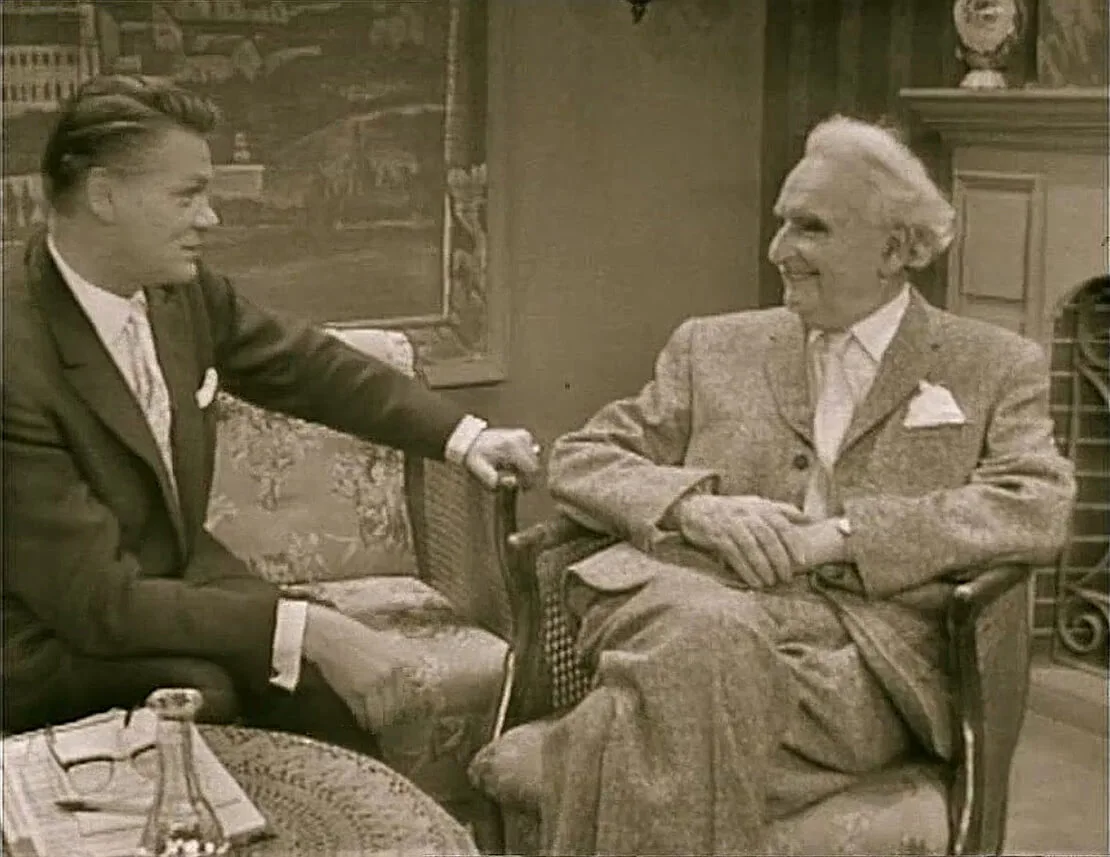 In den 1960er-Jahren trat Richard Neutra wiederholt im österreichischen Fernsehen auf, hier im Gespräch mit Heinz Conrads, 1962, © ORF