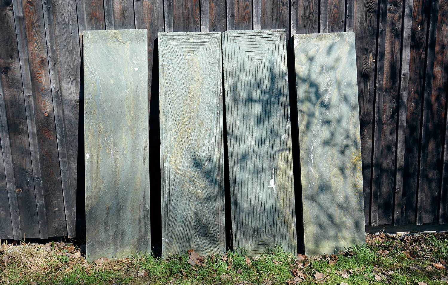 Im Garten der Künstlerin in Neulengbach, 2013 Foto: Heliane Wiesauer-Reiterer