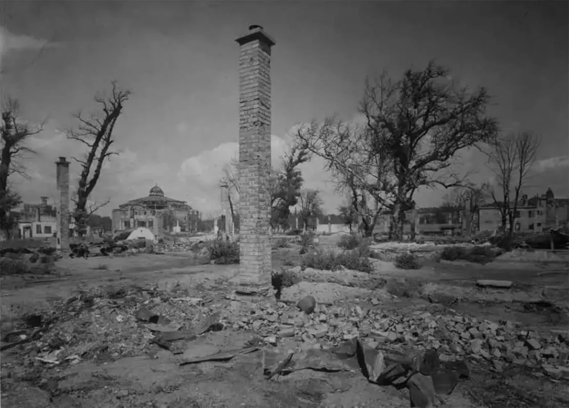 Kriegsschäden 1945 am ehemaligen Kaisergarten-Gelände. Wien Museum