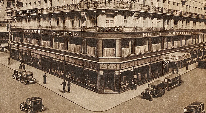 Hotel Astoria, Ansichtskarte (Ausschnitt), um 1930, Wien Museum, Inv.-Nr. 309759