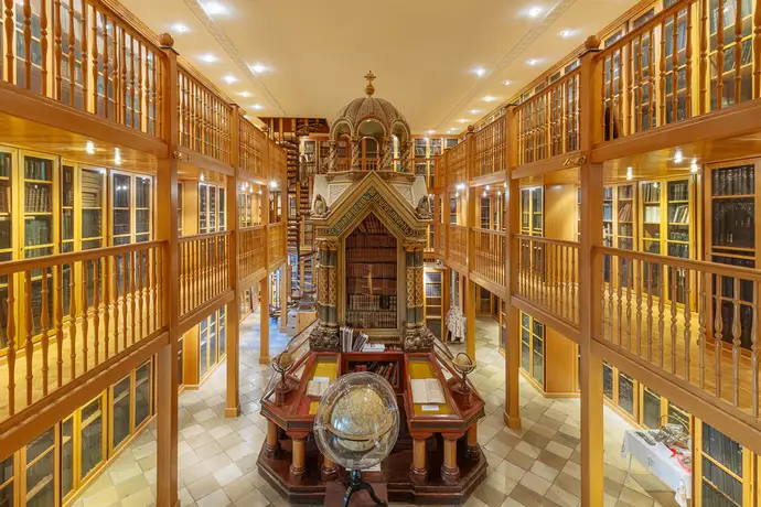 Bibliothek der Wiener Mechitaristen Kongregation, 2025, Foto: Klaus Pichler, Wien Museum