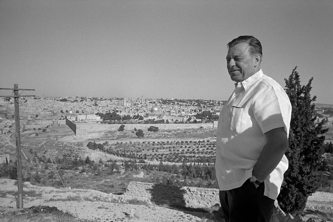 Der spätere Bürgermeister von Jerusalem, Teddy Kollek, hier auf einer Aufnahme aus dem Jahr 1967, Foto: APA-Images / dpa Picture Alliance / Sven Simon  