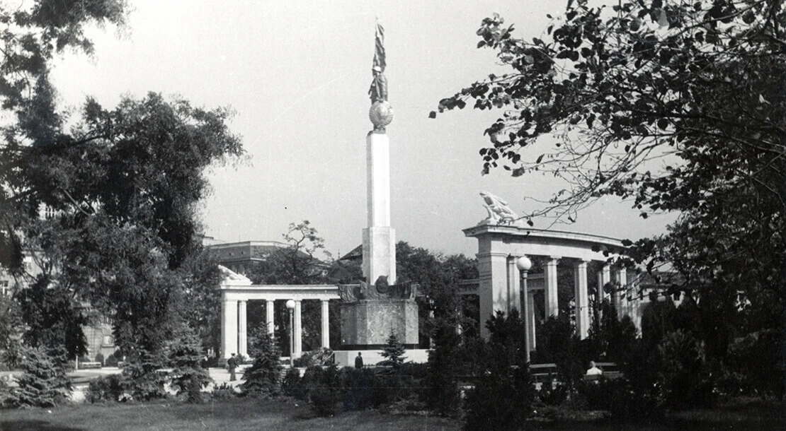Denkmal der Roten Armee, Herbst 1945, anonyme Fotografie, Wien Museum