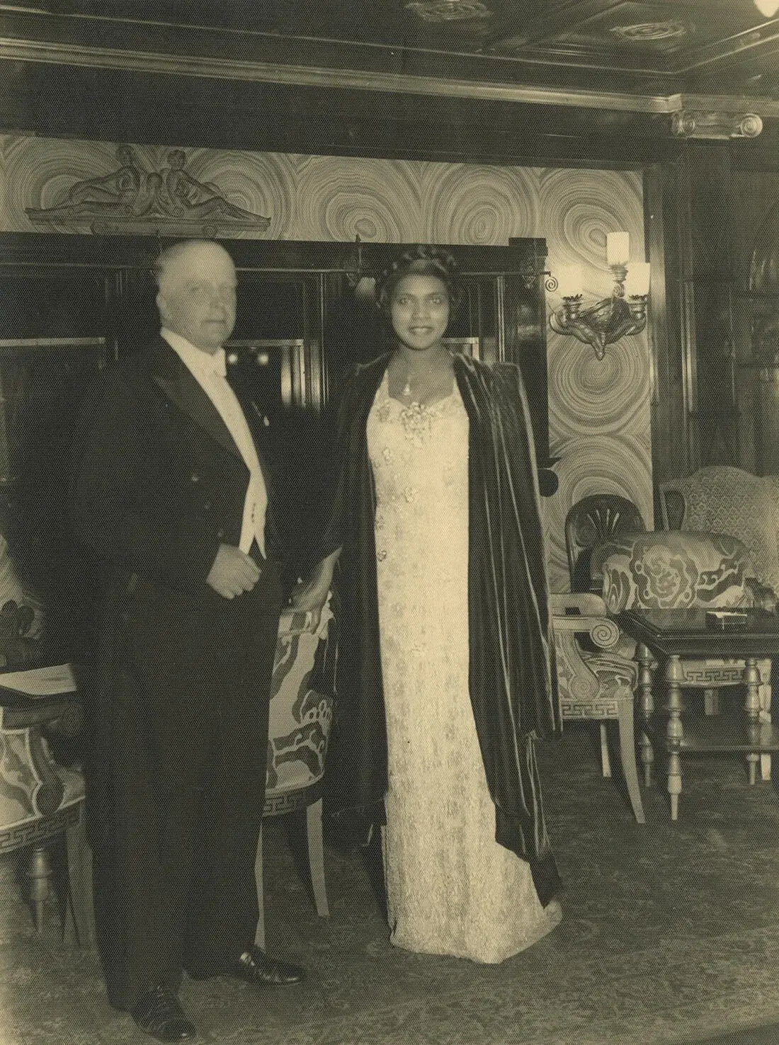 Marian Anderson und Kosti Vehanen in Wien, 1930er Jahre, Marian Anderson Collection of Photographs (Volume 6, Page 28, Item 2), Kislak Center for Special Collections, Rare Books and Manuscripts, University of Pennsylvania Libraries  