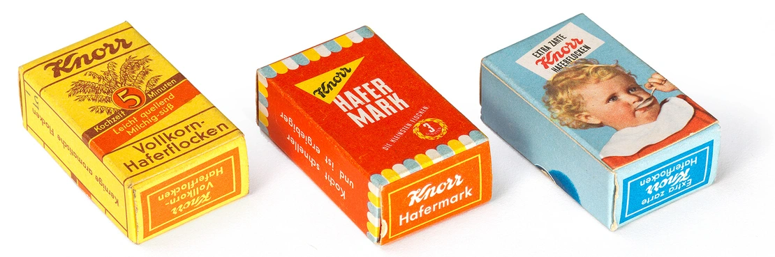 Miniaturverpackungen für Kinderkaufmannsladen für Hafer-Produkte der Firma Knorr, um 1960, Wien Museum  