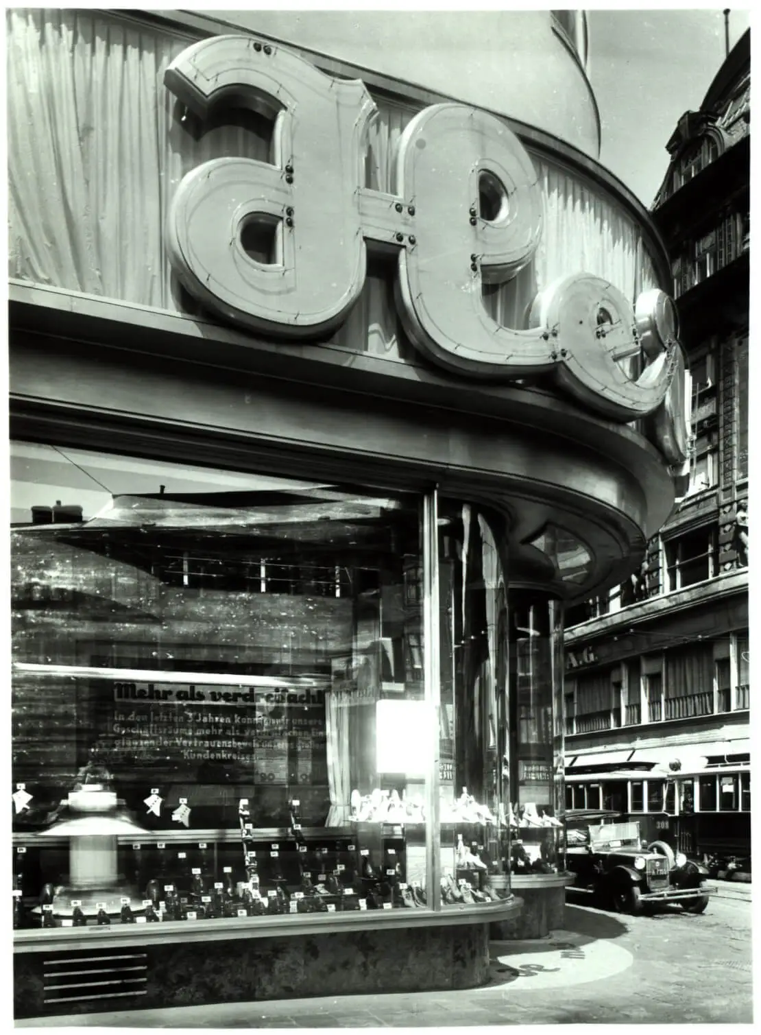 Schuhpalast Hermes, Mariahilfer Straße, um 1935, Foto: Martin Gerlach jun., Wien Museum  