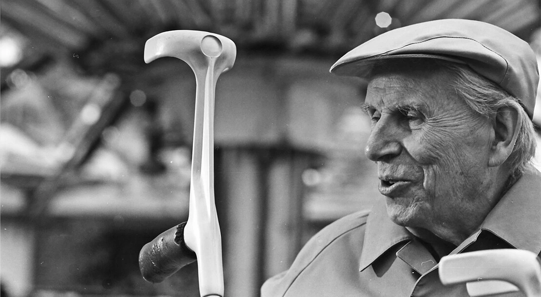 Martin Vukovits: Viktor Matejka im Wurstelprater, 1992. Matejka, der 1901 geboren wurde, starb am 2. April 1993.