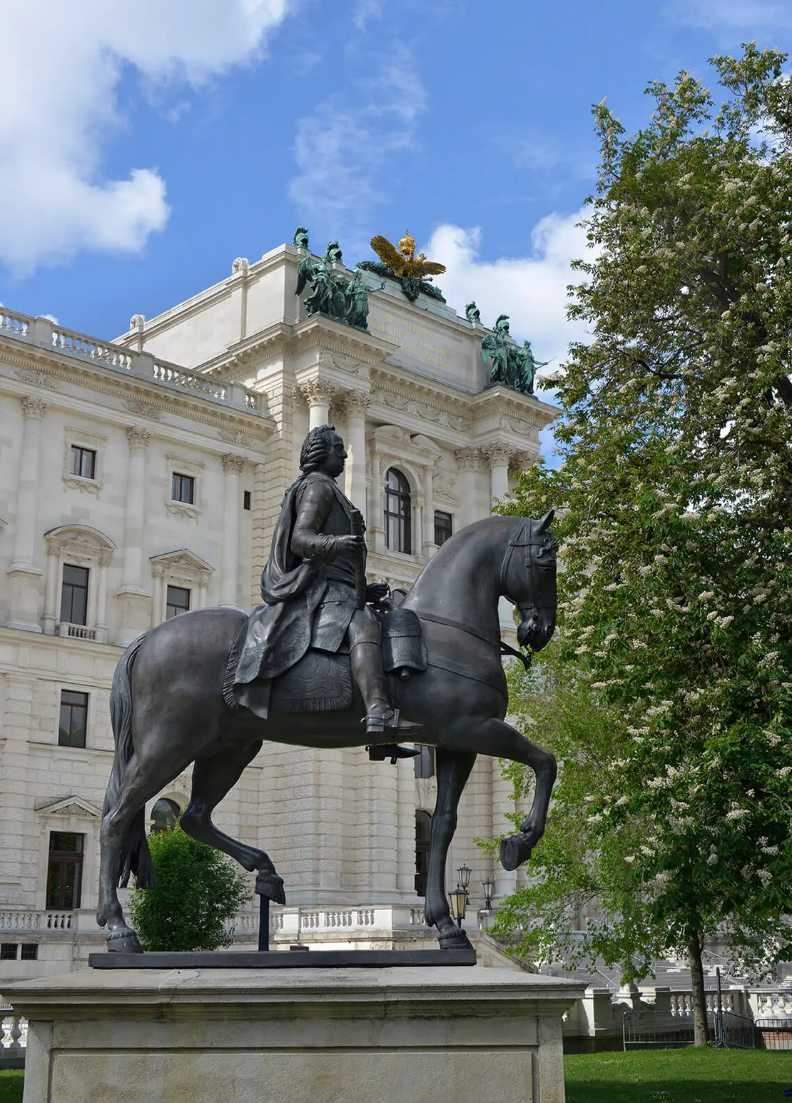 Das Kaiser-Franz-Denkmal im Wiener Burggarten, Foto: Willfried Gredler-Oxenbauer / picturedesk.com  