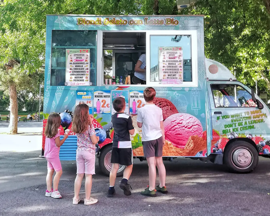 Eiswagen am Karlsplatz, Foto: Evelyn Brezina
