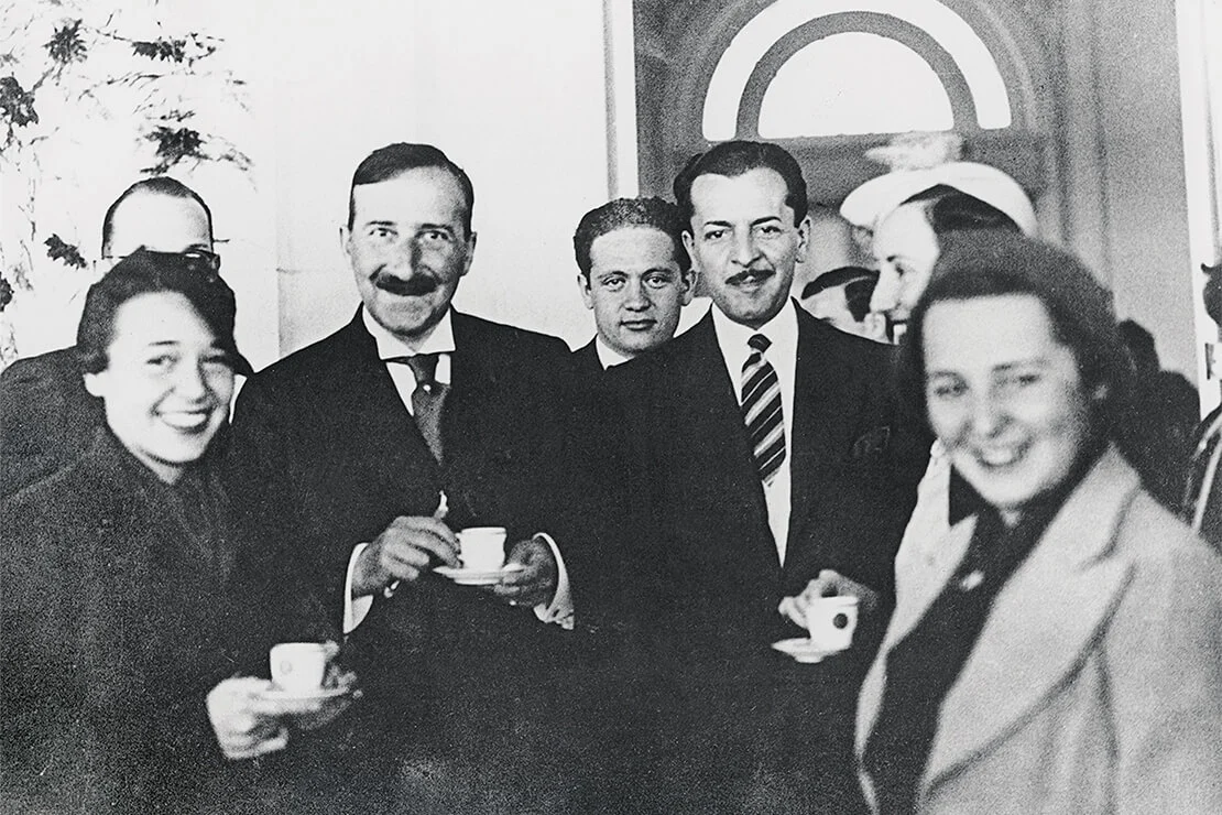 Stefan Zweig mit Diplomaten in Rio de Janeiro, 23. August 1936. Links: Alzira Vargas, die Tochter des brasilianischen Präsidenten Getúlio Vargas, © Stefan Zweig Zentrum Salzburg