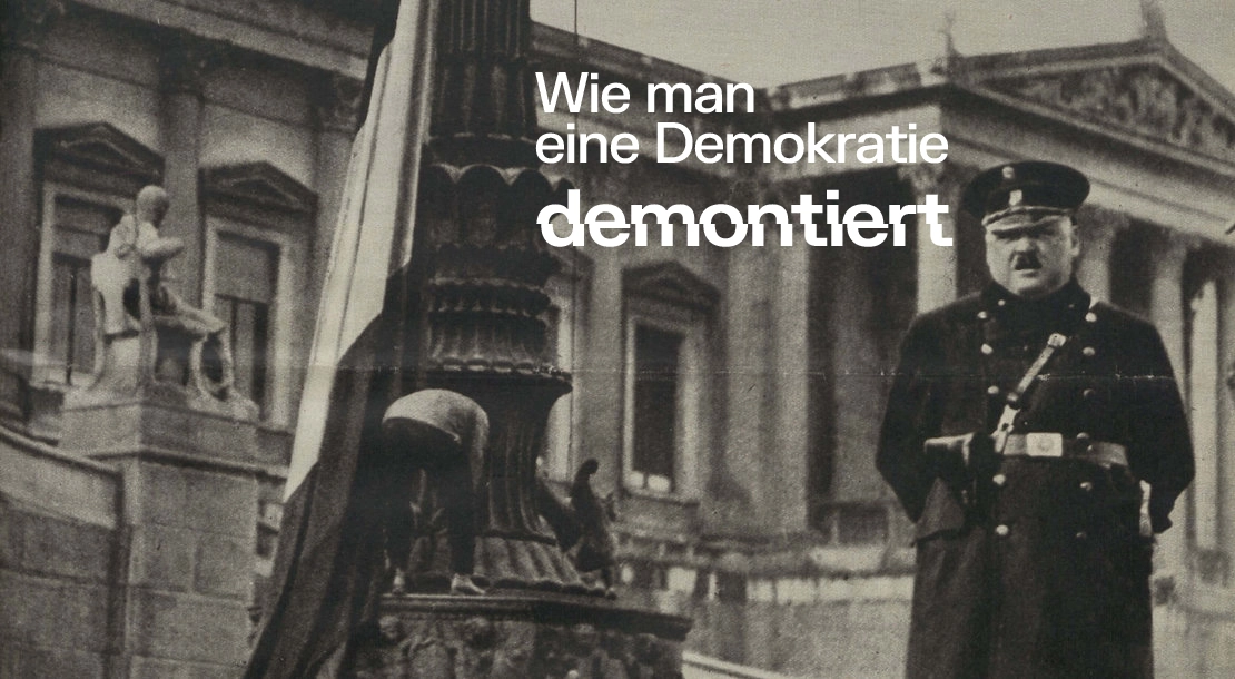 Titelblatt des „Kuckuck“ vom 26. März 1933 (Ausschnitt): Ein Polizist steht vor dem abgeriegelten Parlamentsgebäude Wache. ANNO/ÖNB