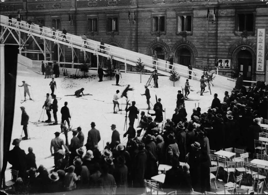 Eröffnung des Schneepalastes im Wiener Nordwestbahnhof, 26.11.1927, Foto: Lothar Rübelt / ÖNB-Bildarchiv / picturedesk.com  