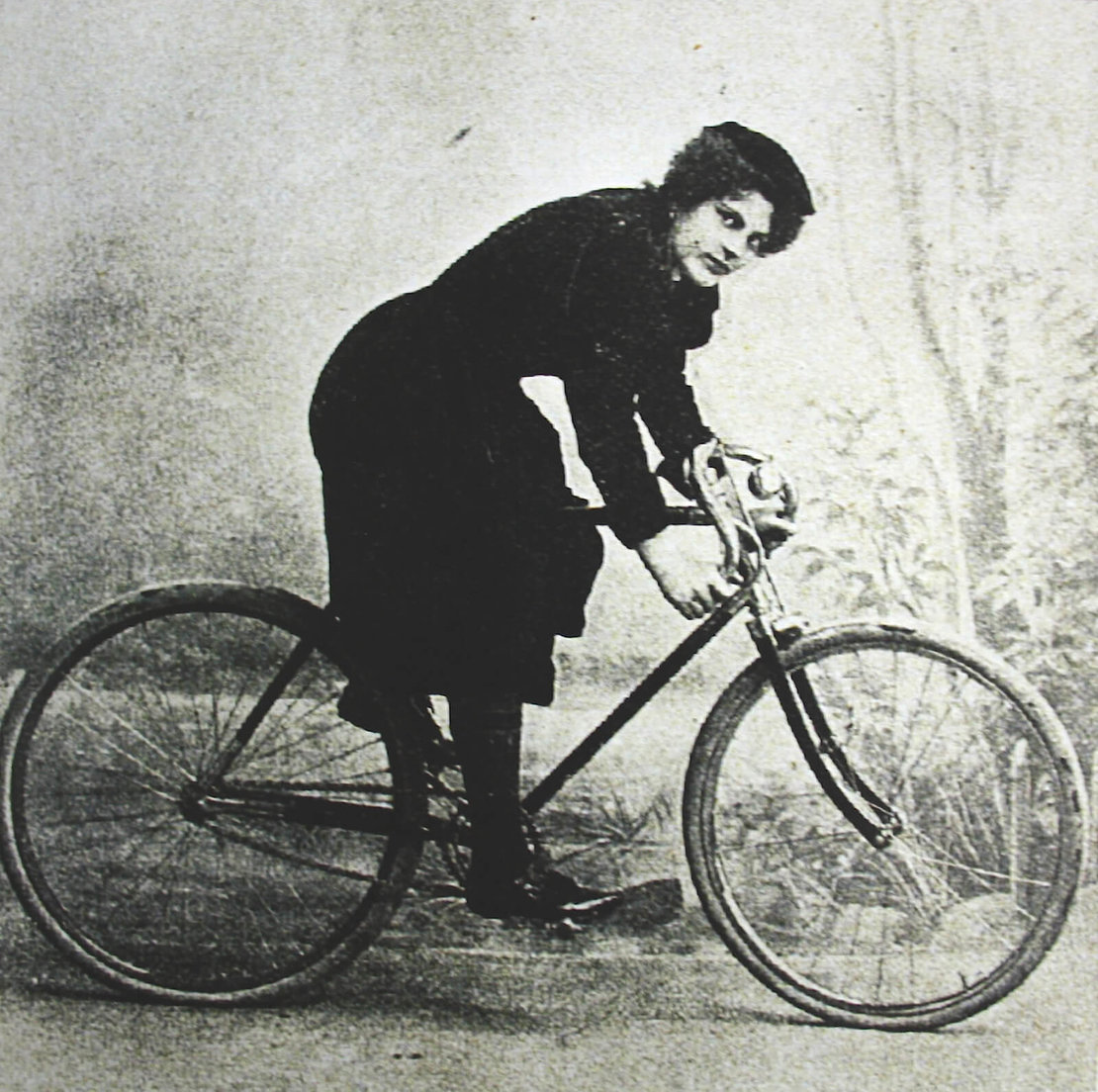 Porträt von Cenzi Flendrovsky aus „Draisena“ vom 29.9.1898, Quelle: ÖNB/Petra Sturm 