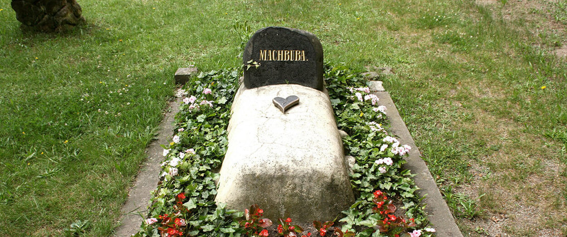 Machbubas Grab am St. Jacobi Friedhof in Bad Muskau, Foto: Frank Vincentz, Wikimedia Commons 
