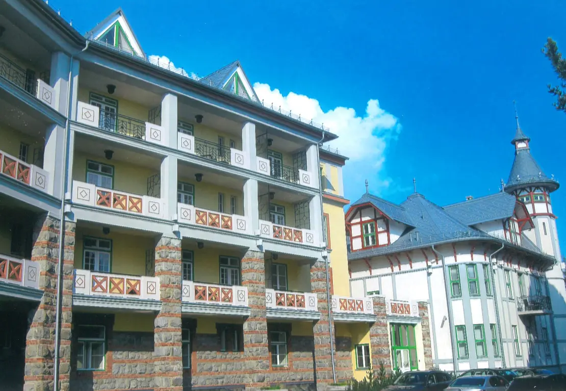 Das Grand Hotel am Corba See wurde zum Kempinski Hotel in Štrbské Pleso.  