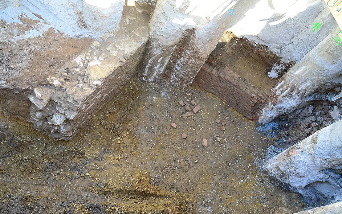 Reste der Kellermauern des Gasthauses „Zum Auge Gottes“, Foto: Stadtarchäologie Wien  