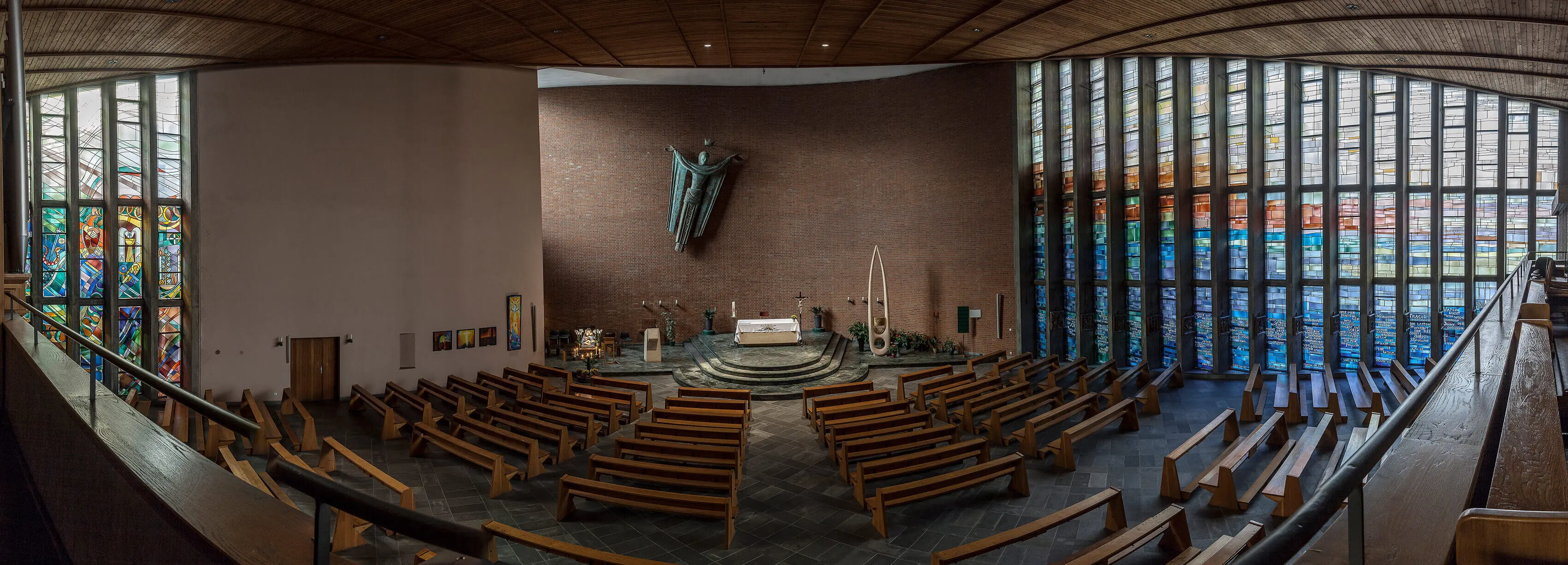 Innenpanorama der Pfarrkirche Unterheiligenstadt, Foto: Stephan Doleschal