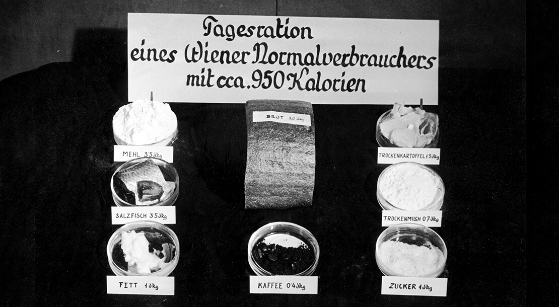 Tagesration eines Wiener Normalverbrauchers im Jahr 1946, anonyme Fotografie, Austrian Archives / brandstaetter images / picturedesk.com  