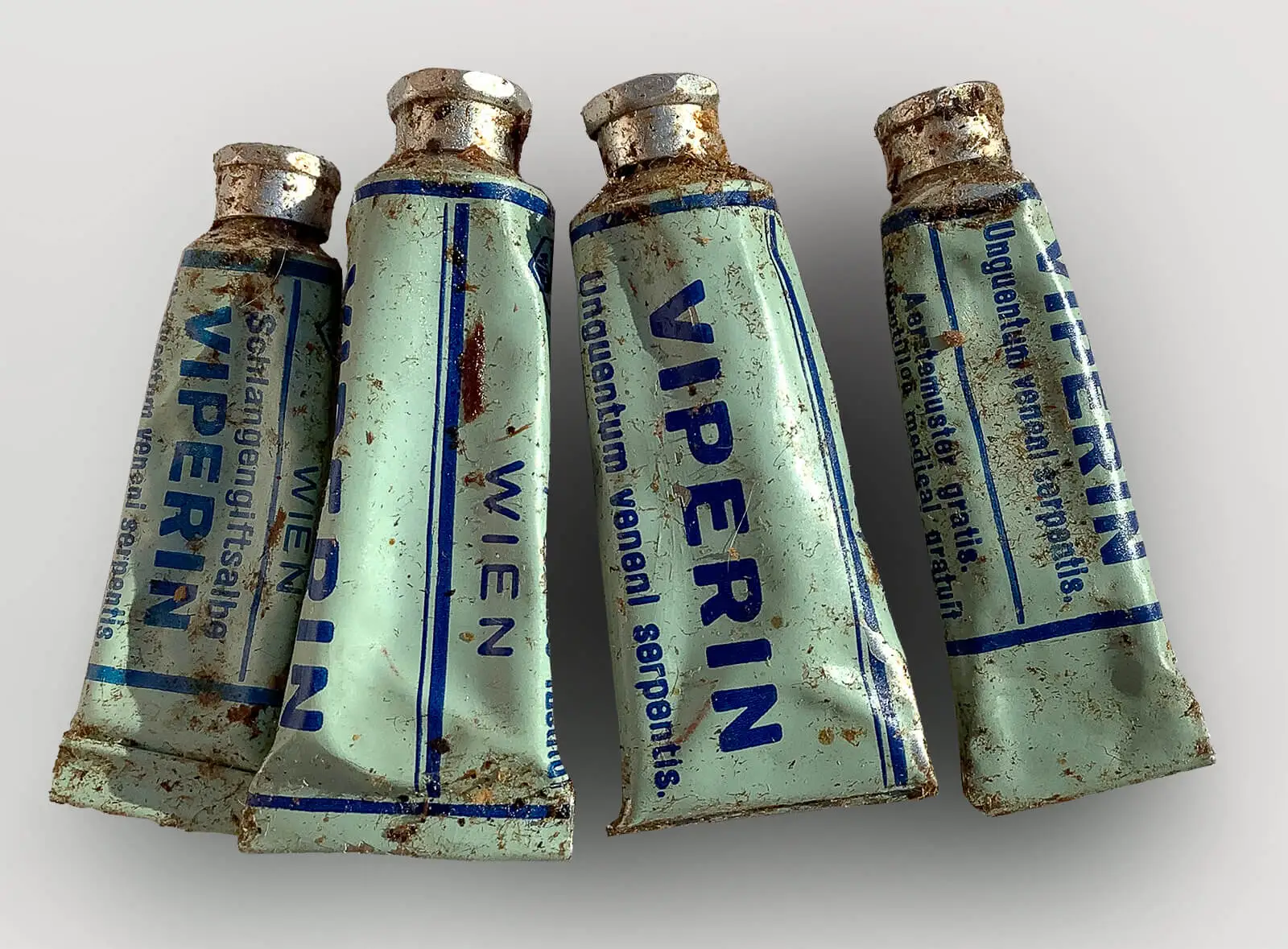 Viperin-Salben, Familienarchiv Mechner  