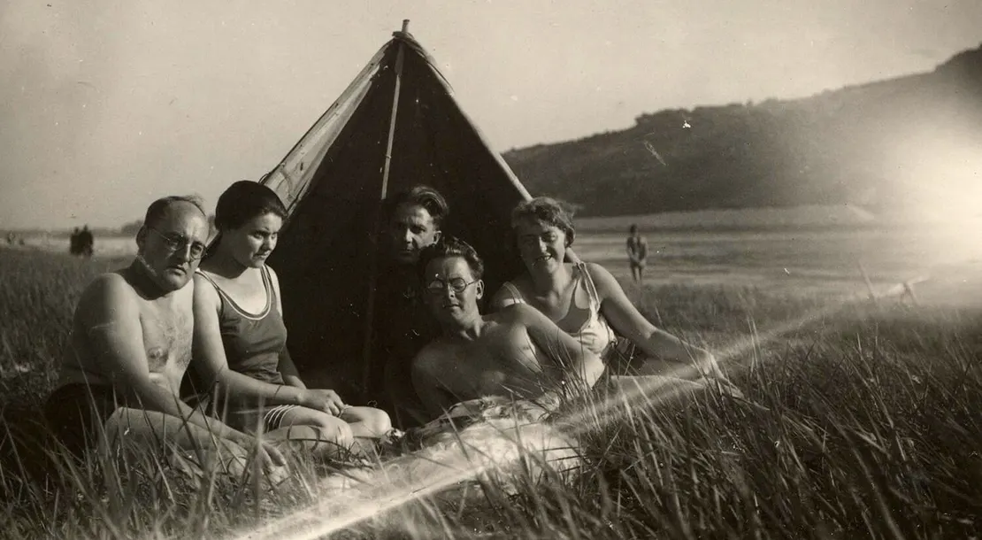 Sonntagsausflug ins Überschwem­mungsgebiet, 1928, Privatfoto, Matthias Marschik  