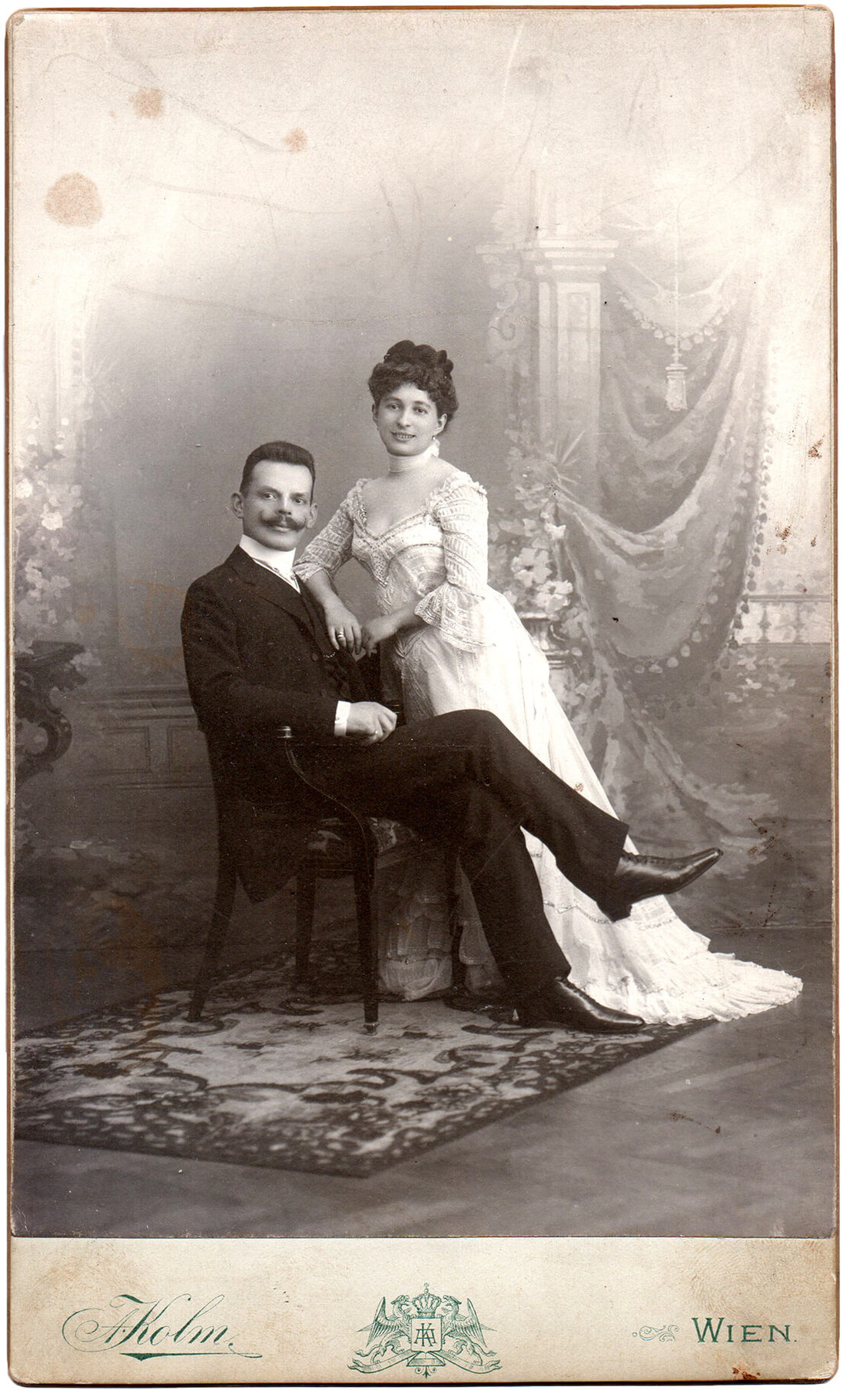 Hochzeitsfoto von Louise und Anton Kolm, 1894, Privatarchiv / Nachlass Kolm-Veltée 