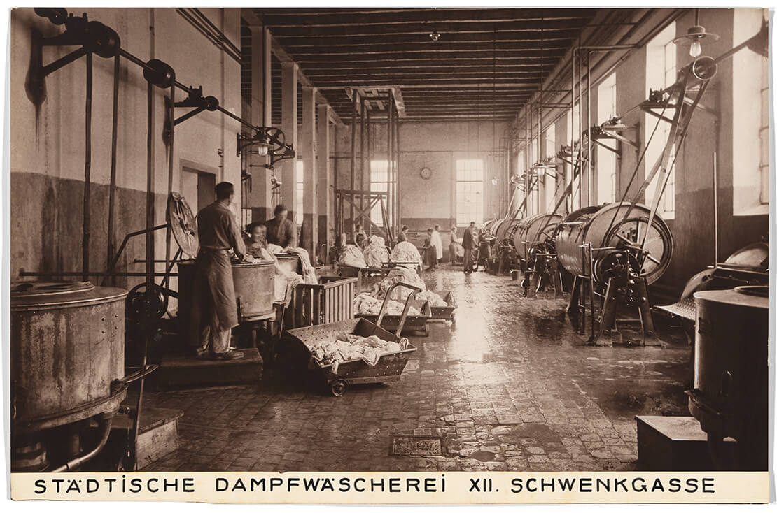 Städtische Dampfwäscherei in der Schwenkgasse 62 in Meidling, um 1926, Wien Museum 