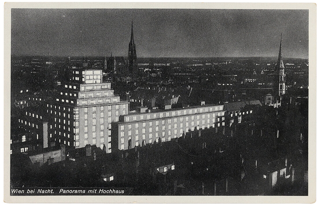 Das Hochhaus in der Herrengasse bei Nacht, Postkarte, 1935/40, Wien Museum 