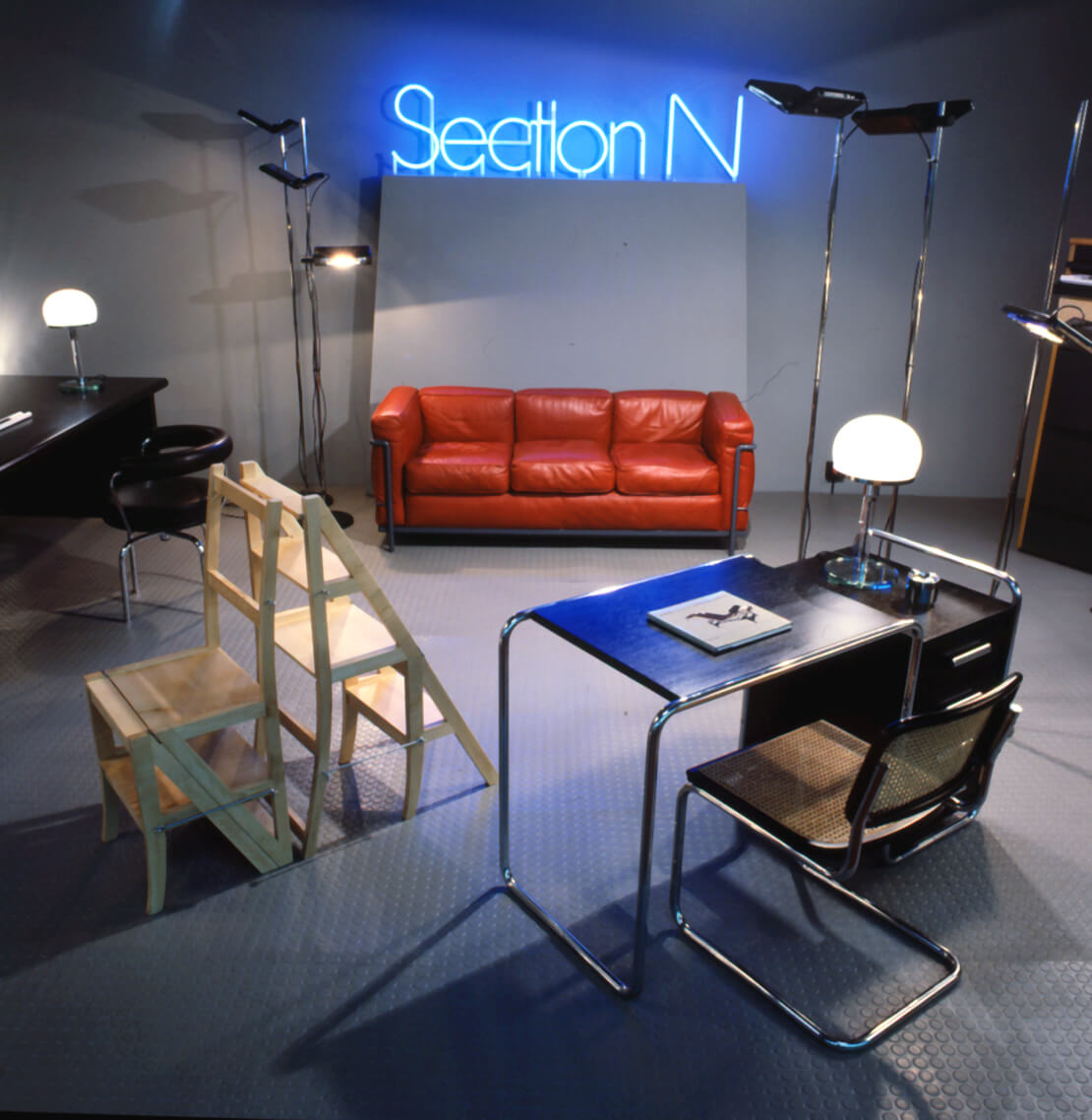 Büromöbel in der Section N, um 1977, Foto: © Peter Strobl/Wien Museum 