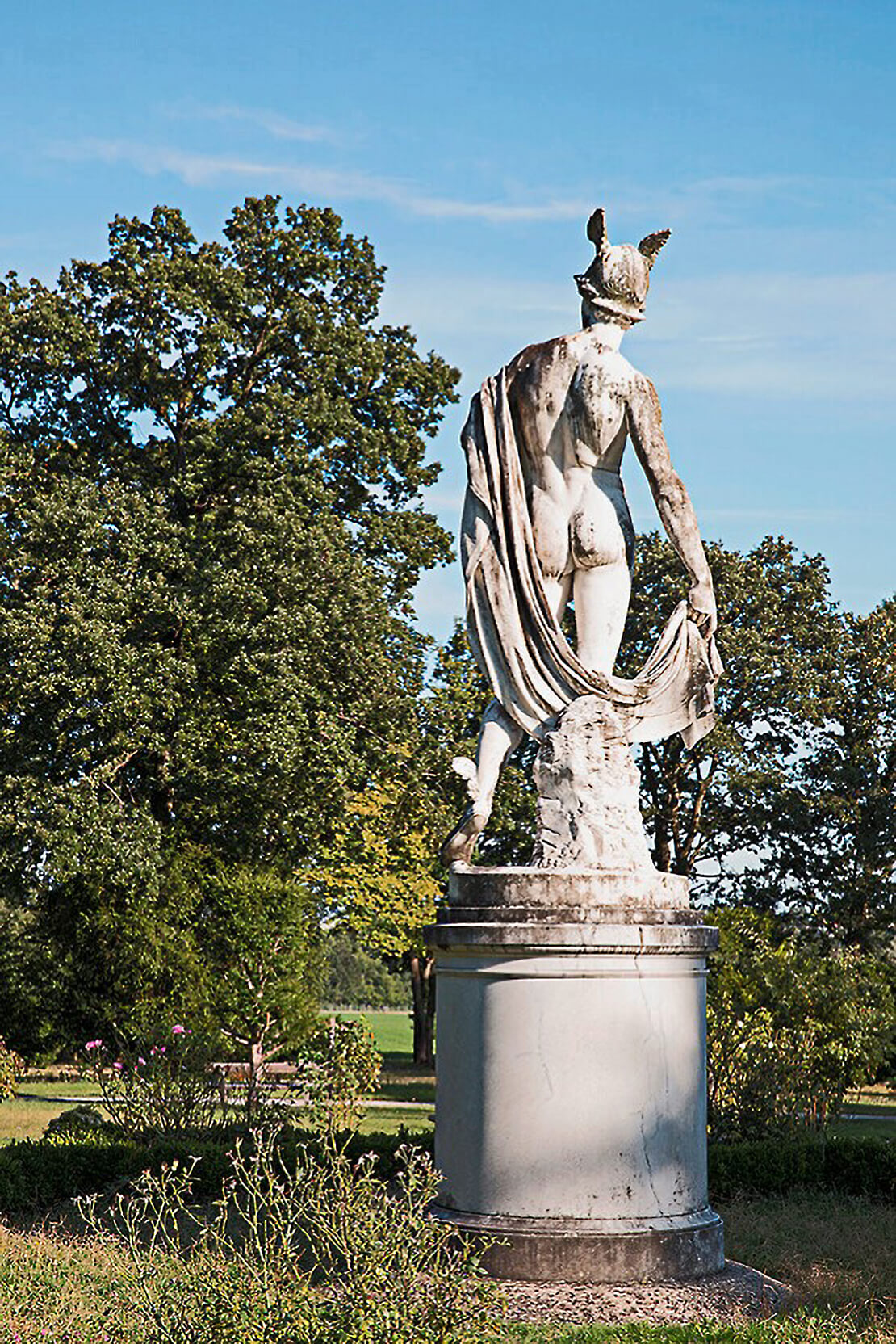 Ernst Herter: Hermes-Statue (vor der Hermesvilla), 1888, Foto: Lisa Rastl 