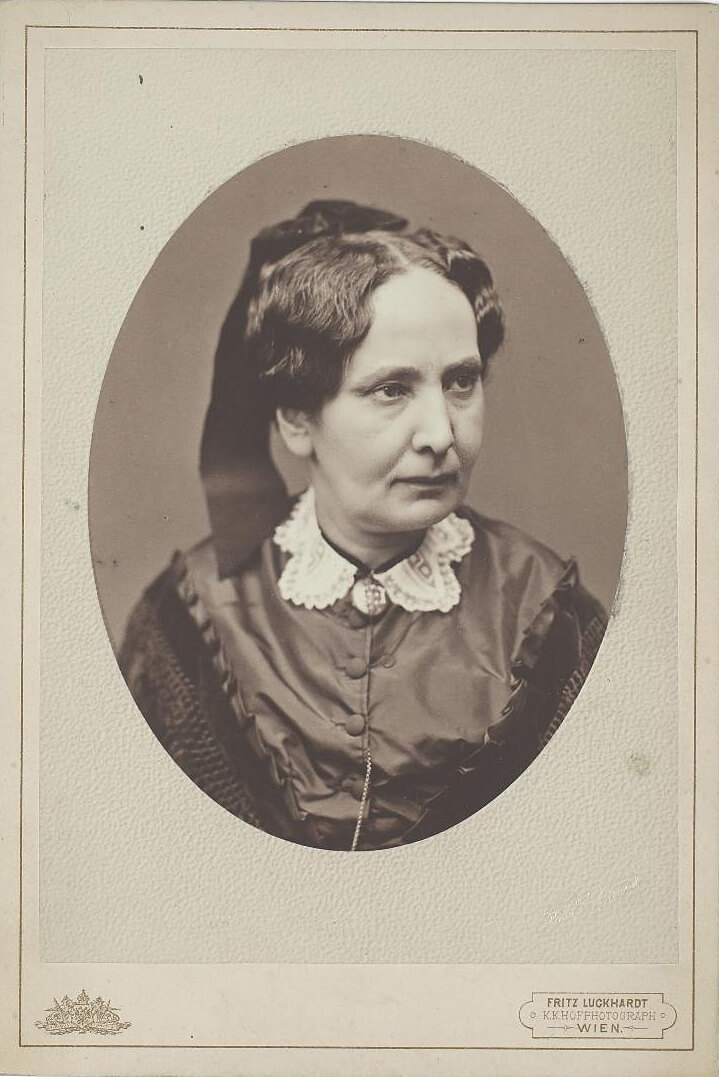 Fritz Luckhardt: Betty Paoli, Mitte 1880er Jahre, Fotografie, Wien Museum, Inv.-Nr. 102517 