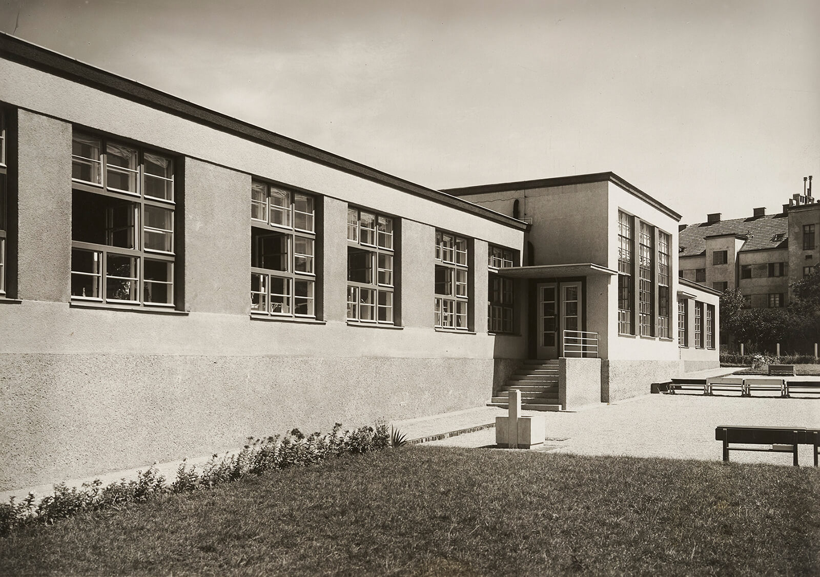 Franz Schacherl: Kindergarten der Siedlung „Am Laaer Berg“, 1932, Foto: Martin Gerlach jun., Wien Museum, Inv.-Nr. 59.241/437